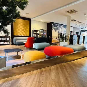 Adagio Timone Hotel apartamentowy